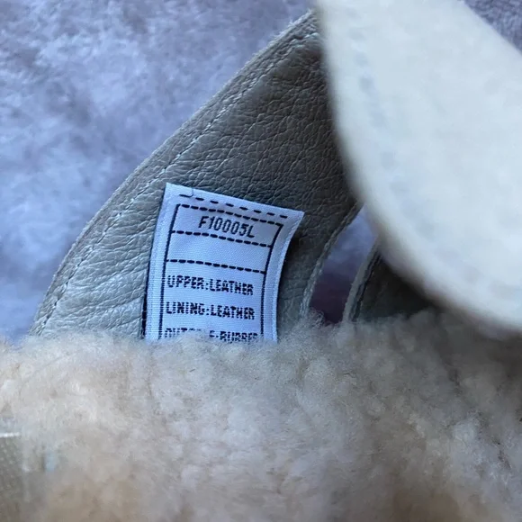 UGG wooden platforms. Sandal - Picture 8 of 12